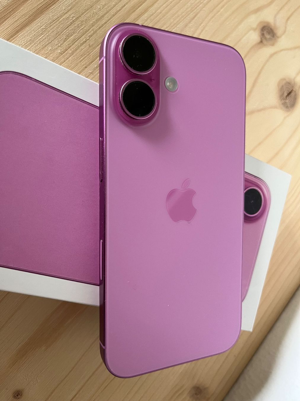 Apple Telefoni cellulari / Smartphones: Apple iPhone 16 defekt – Difettoso da Baden venduto da ell_57pj 5