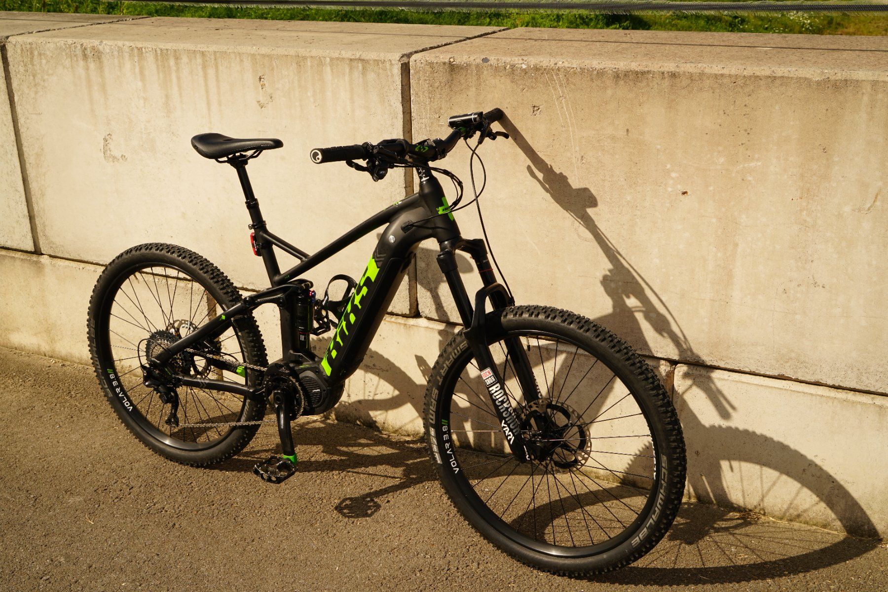 Bixs Biciclette: BiXS Sauvage 25 e E-Mountainbike 19" – Usato da Niederlenz venduto da 4dziu 4