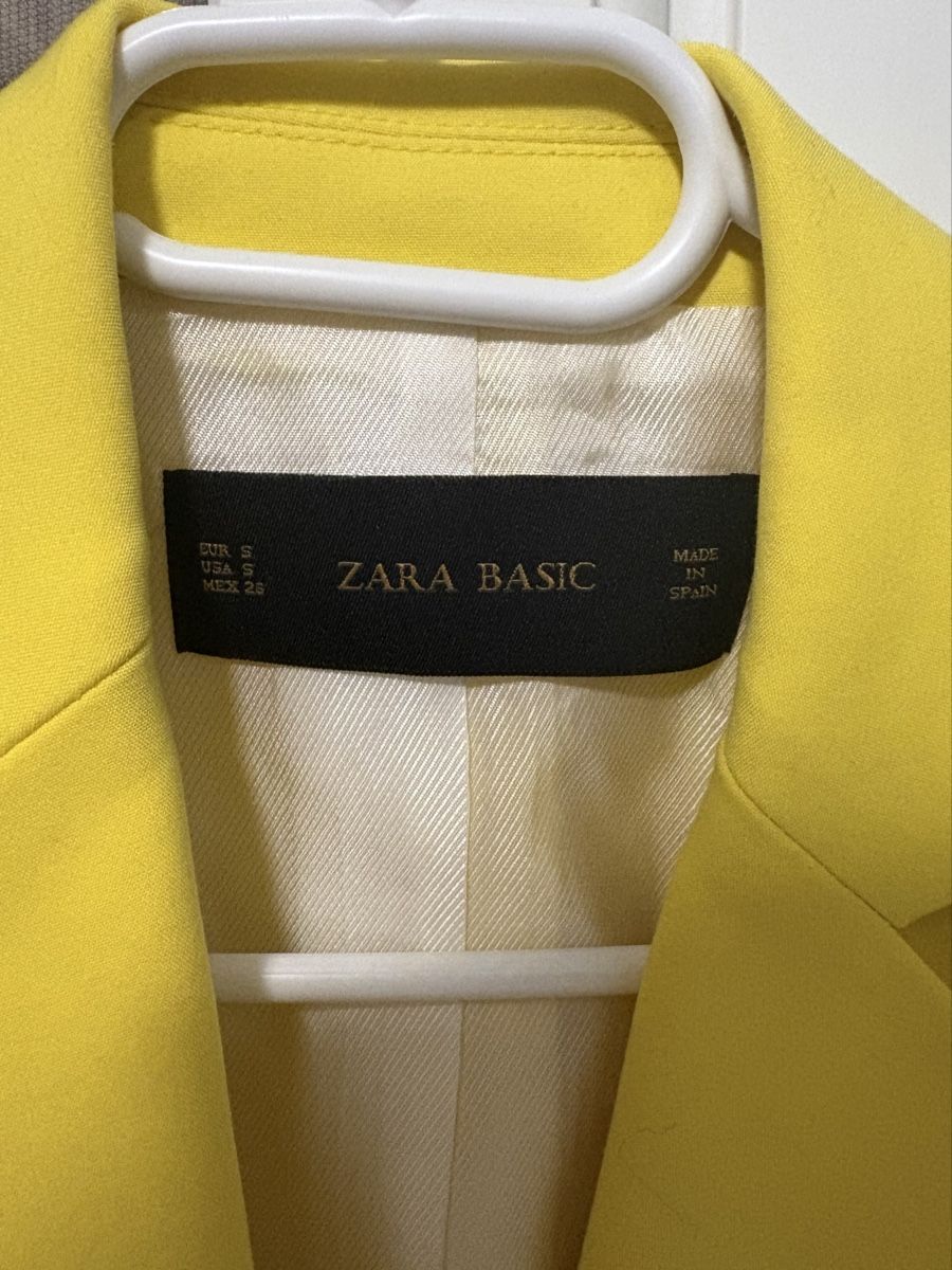 Zara Anzüge & Kostüme: ZARA Elegante Blazer-Jacke – Gr. S – Neu (gemäss Beschreibung) aus Dörflingen von Raskan 1