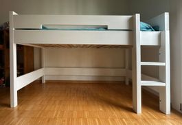 Hochbett 90 x 200 cm mit gerader Treppe / weiss (Bopita)