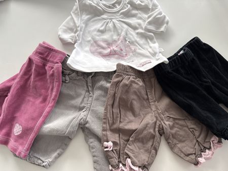 5er Set Babykleider Gr. 56 Smile 4 Hosen 1 Shirt