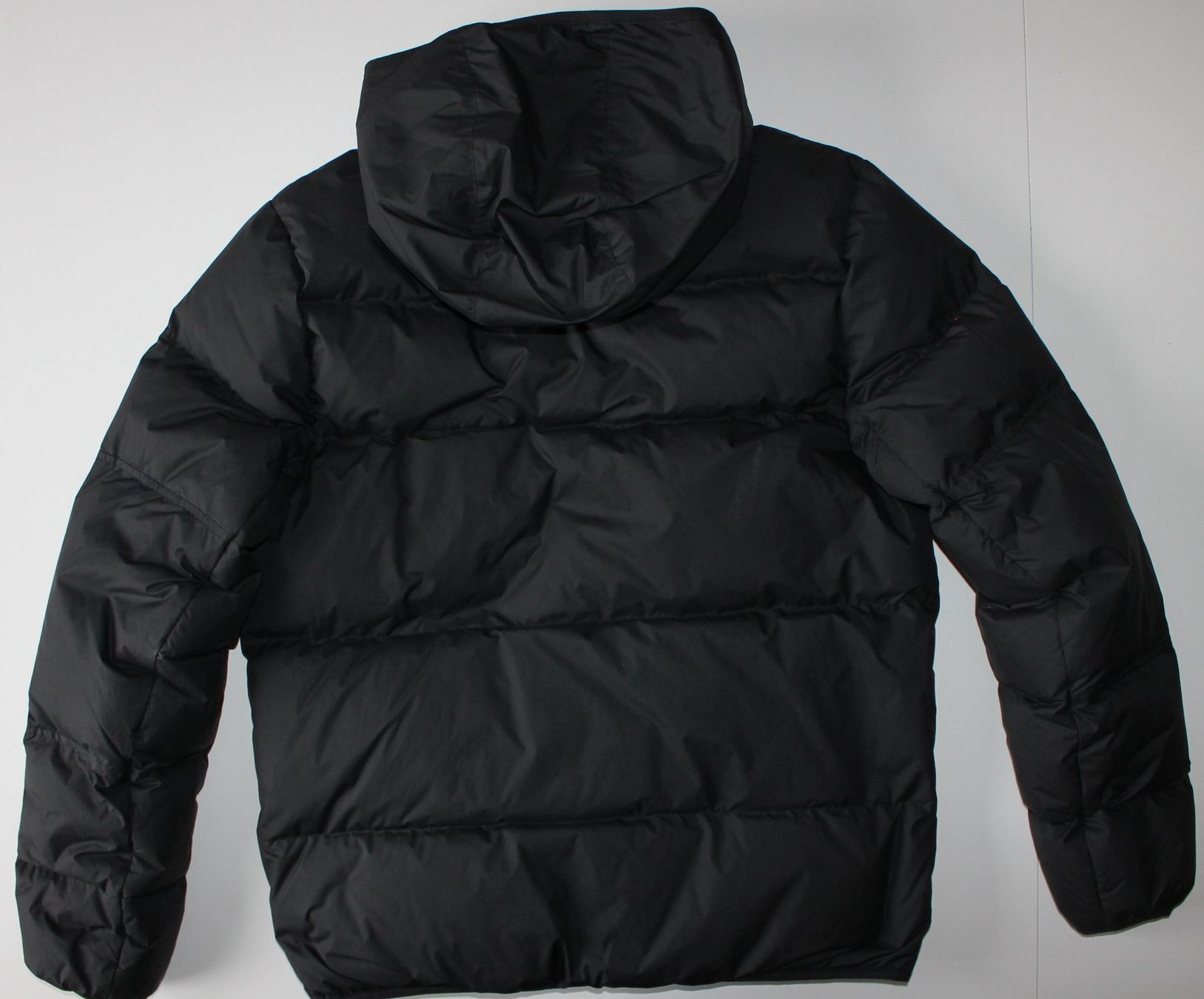 Nike Giacche: Doudoune Nike noir  t. M – Usato da Peseux venduto da Gilloss 4