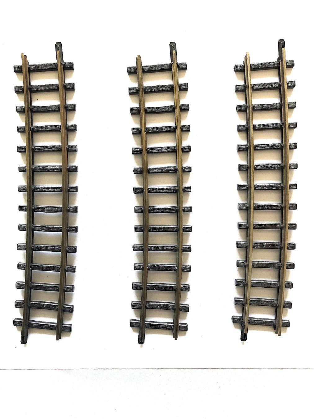 Bemo Modellini di ferrovie: Bemo 4235:  Runde Schienen, L= ca. 11 cm – Nuovo (secondo la descrizione) da Steffisburg venduto da tiger1952