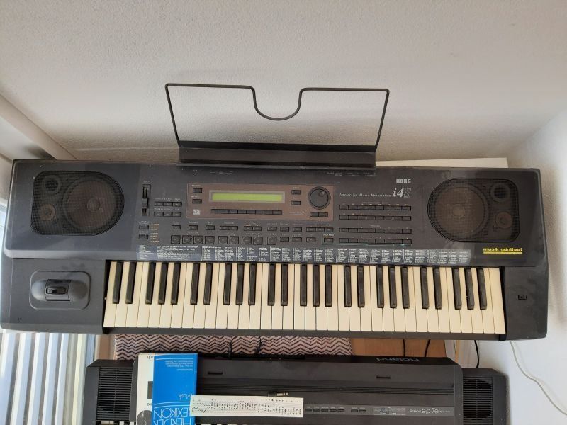 Korg Instruments de musique: KORG Interactive Music Station i4S – D'occasion à Oberengstringen par Goldhase01