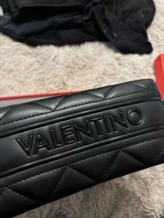 Schwarzes Portemonnaie von Valentino - Top Zustand!