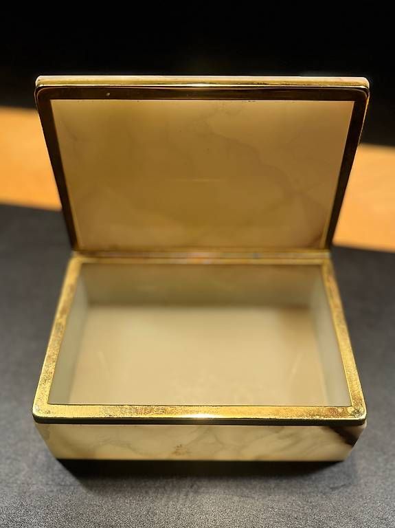 Dosen: SCATOLA VINTAGE – Gebraucht aus Massagno von whi_d5bd 1
