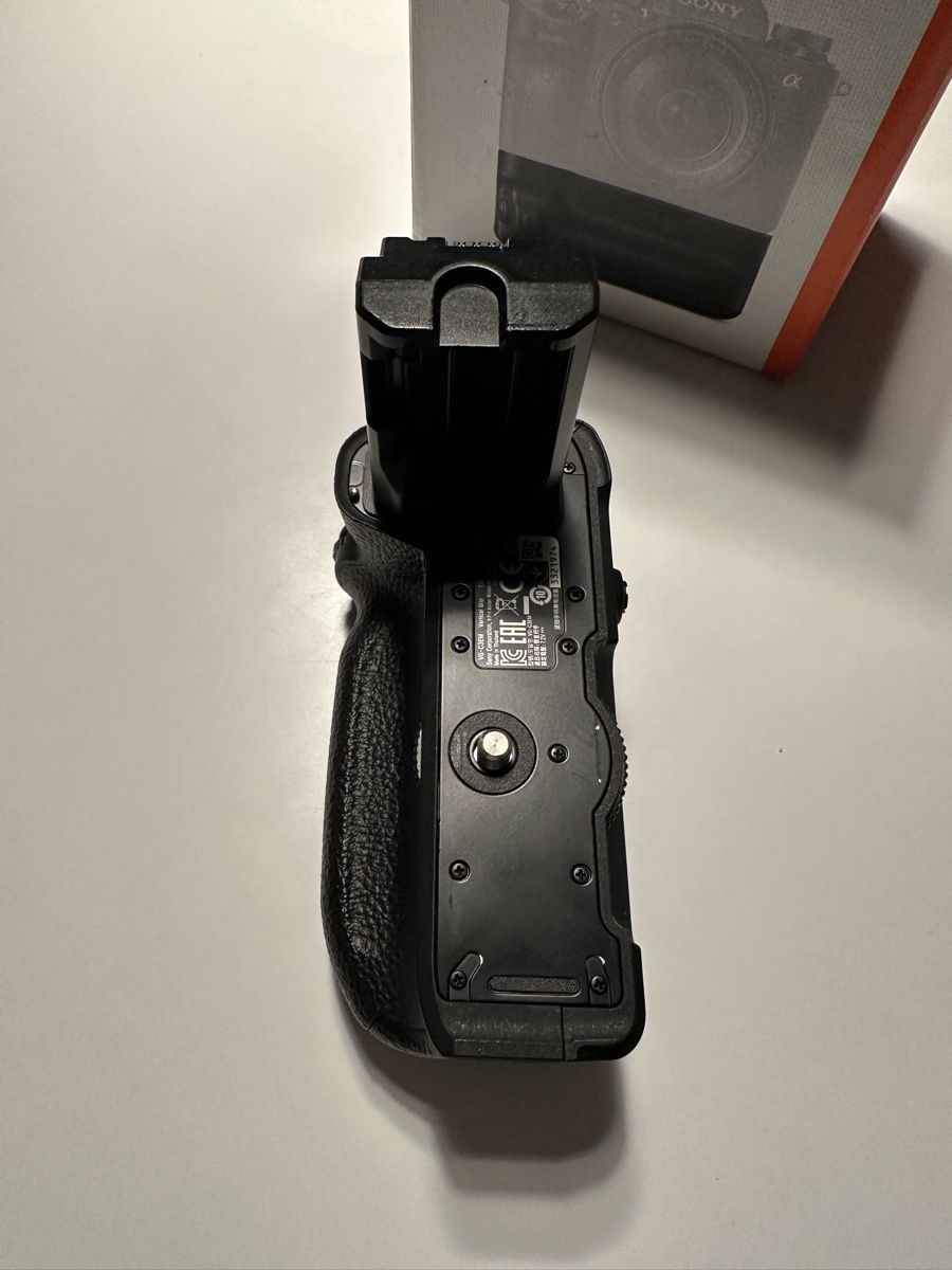 Sony Fotocamera: Sony VG-C3EM Battery grip – Usato da Frauenfeld venduto da bybong 3