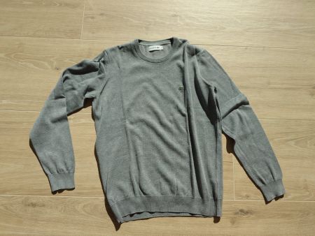 Lacoste pullover size M