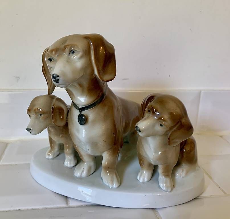 Figuren: Teckel / Dachund porcelaine vintage – Gebraucht aus Montreux von Barber_Swiss_Vintage