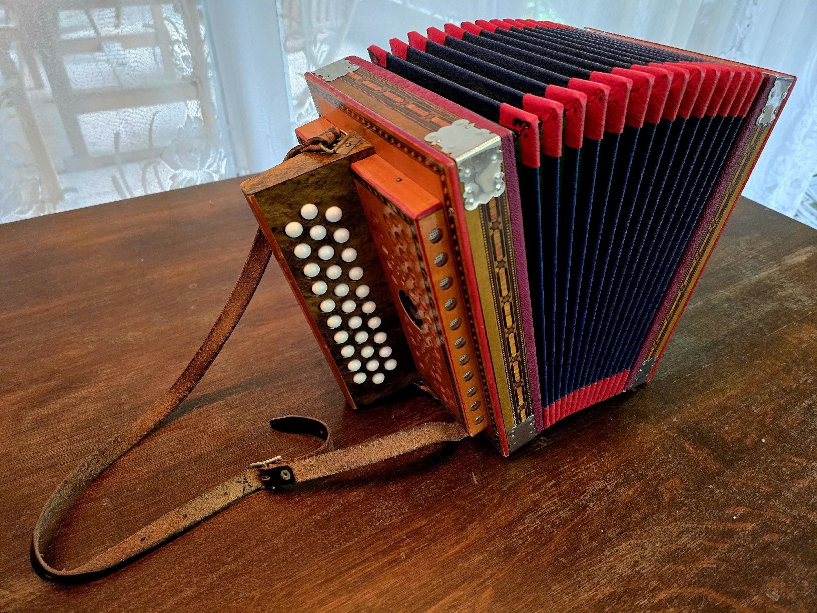 Musikinstrumente: Schwyzerörgeli A.Iten mit Dix-Stimmen. Jg. 1967 – Gebraucht aus Hasle LU von stupero 3