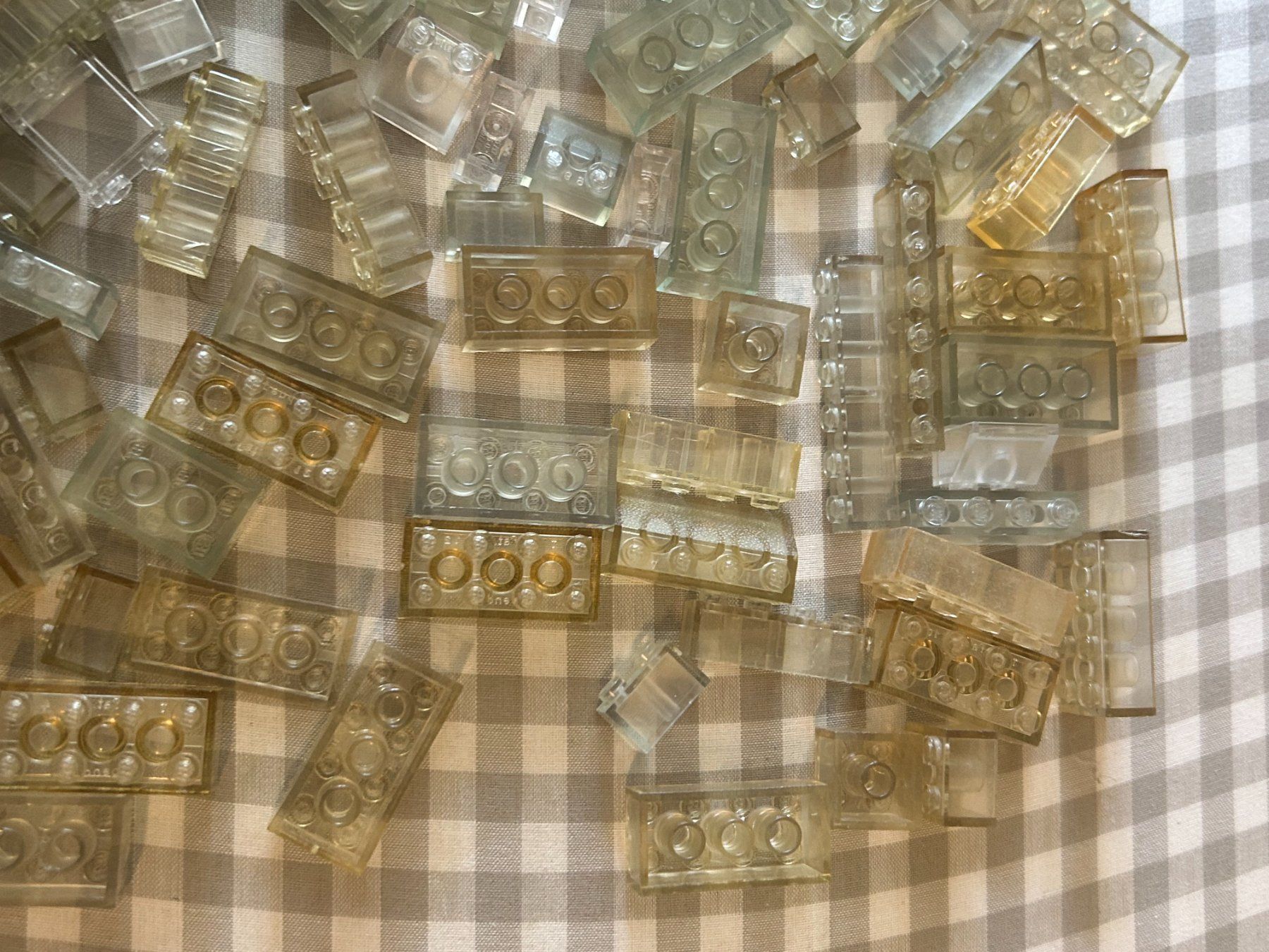 Lego Giocattoli: 90 grosse Transparente Legos in gleicher Farbe – Usato da Volketswil venduto da Daniel68ernst 3