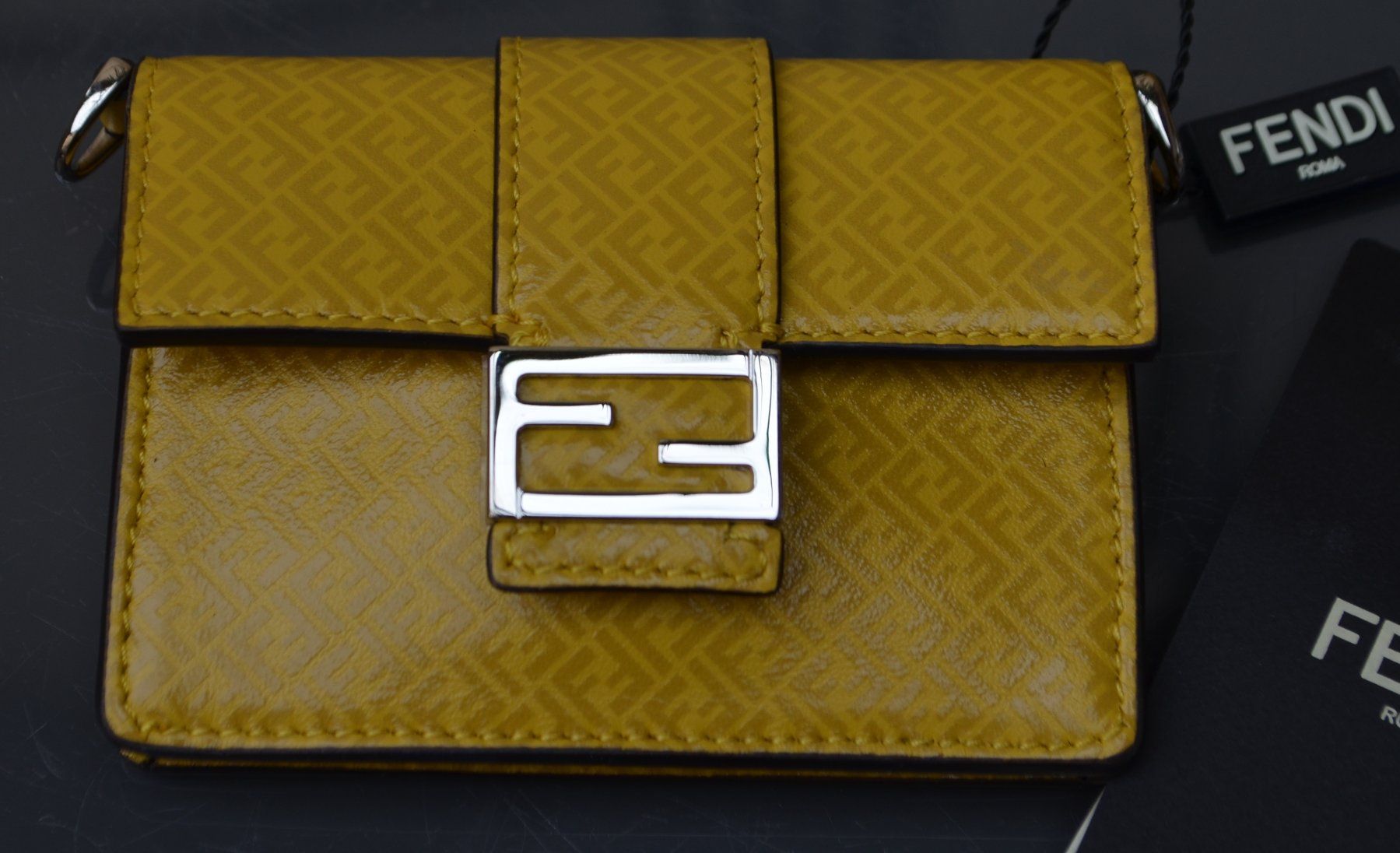 Fendi Sacs: Fendi Micro FF Tasche /  sac – Neuf avec emballage d'origine à Collonges par Auganien 3