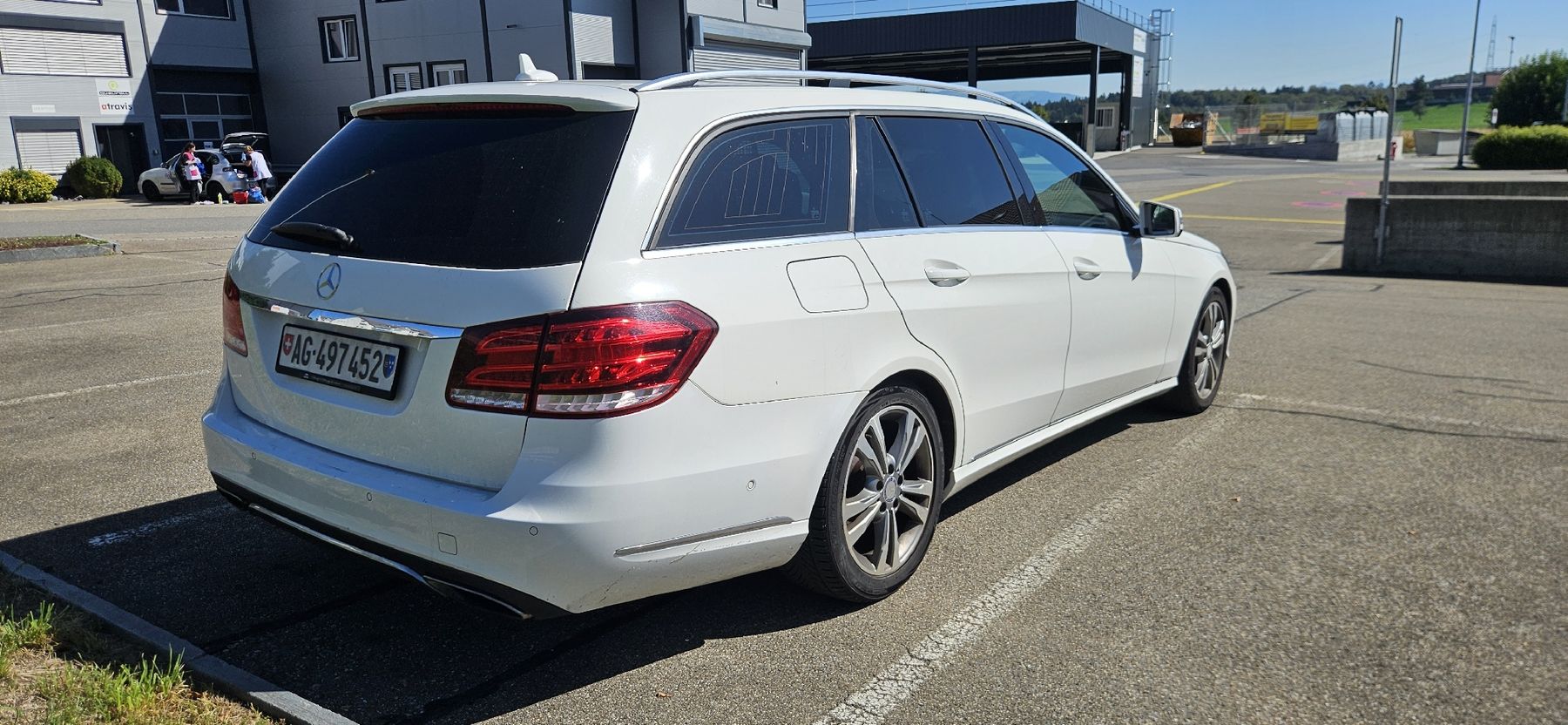 Mercedes-Benz Autos: Mercedes E200 CDI – Gebraucht aus Auw von adr_mzs7 4