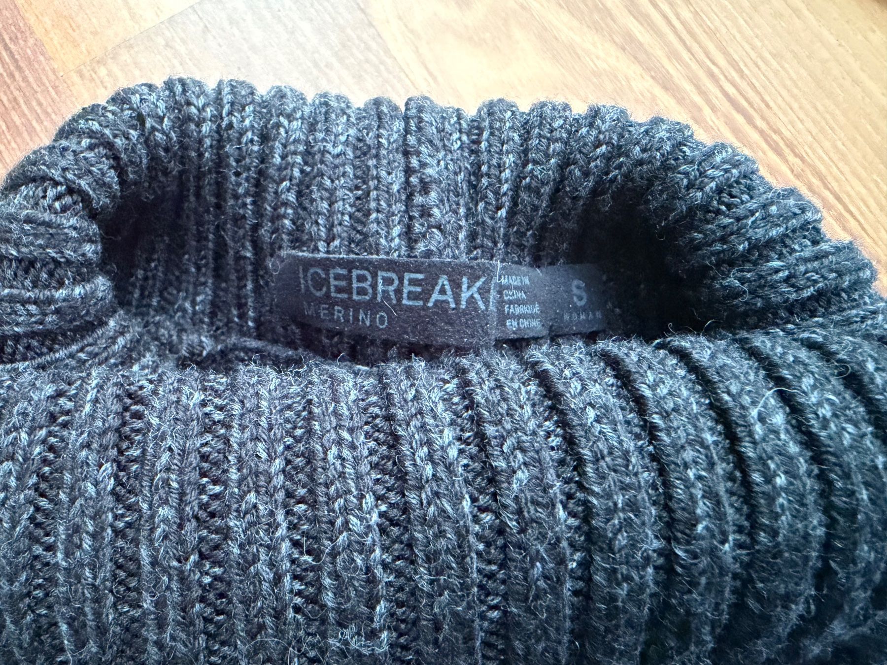 Icebreaker Maglioni & Felpe: Icebreaker Merino Strickpullover mit Rollkragen – Usato da Buchs SG venduto da VintageHomeCH 5
