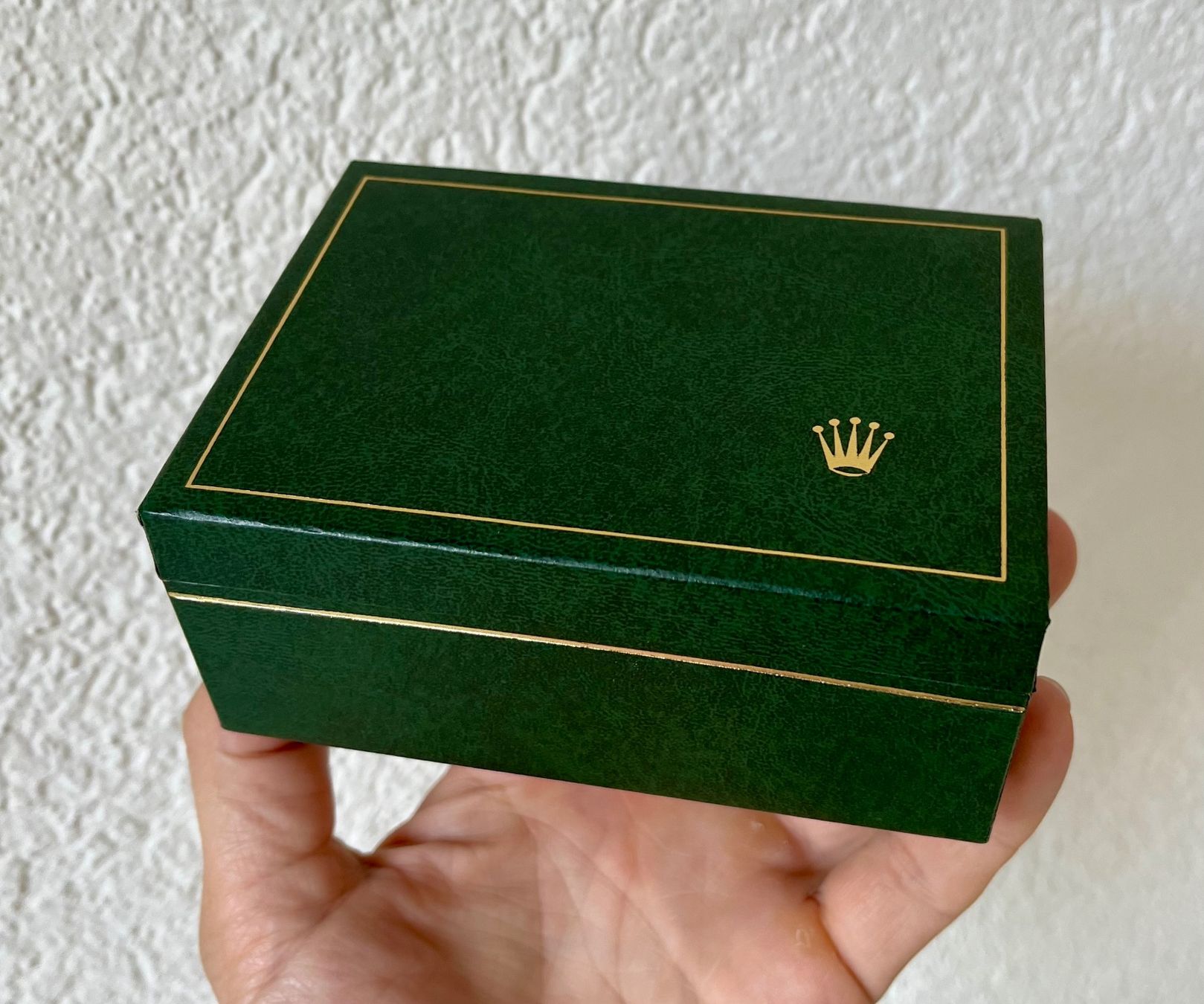 Rolex Boîtes de montres: 👍 Rare boîte Rolex vintage référence 06.00.06 👍 – D'occasion à Genève par Lalili