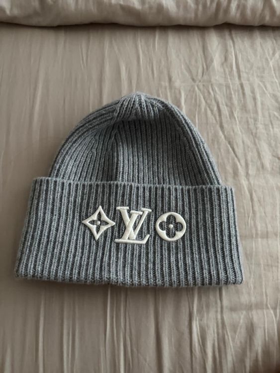 Louis Vuitton Mutze Grau