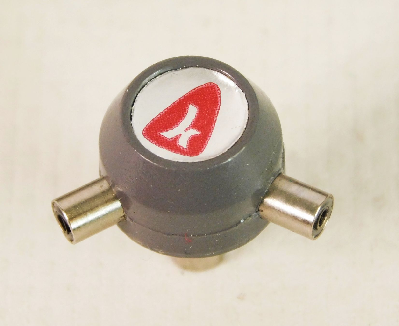 Stecker: Dreifachstecker – Gebraucht aus Emmenbrücke von Ulisse-22 2