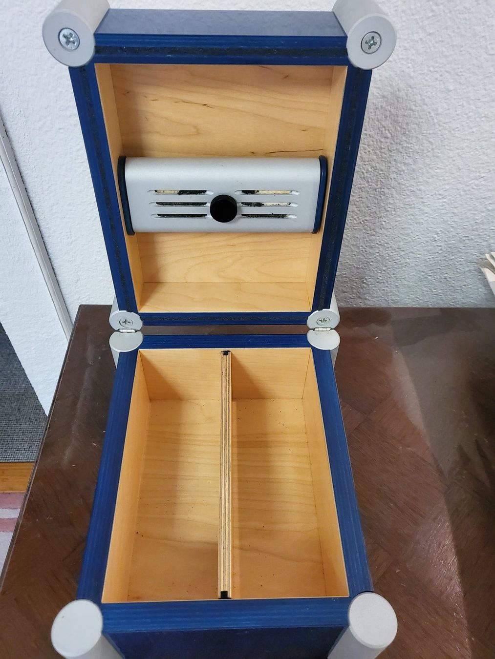 Humidor per sigari: Luxus-Humidor-Box sign. "Michel Perrenaud" Schweizer Prod. – Usato da Füllinsdorf venduto da havi4 1