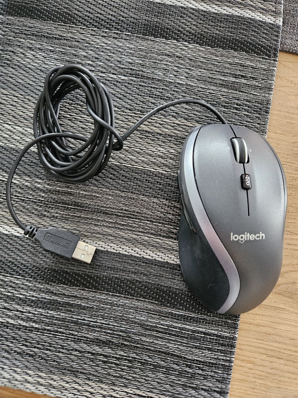 Logitech Maus: Logitech Performance Maus MX, Top Zustand, Grau, USB! – Gebraucht aus Staufen von IchbinBatman 1