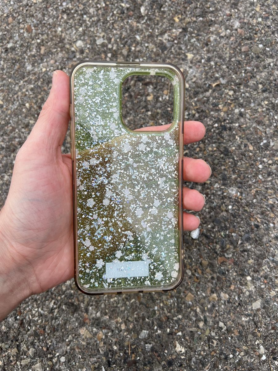 Cover & Protezioni schermo: iPhone 15 Pro Max Case Grün Blumen 10/10 – Usato da Effretikon venduto da rus_2l2p 1