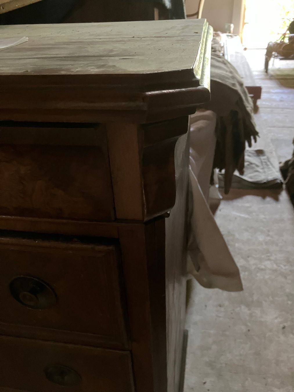 Articoli in legno: commode à tiroir en bois (chiffonnier) – Usato da Lausanne venduto da ame_rd9y 2