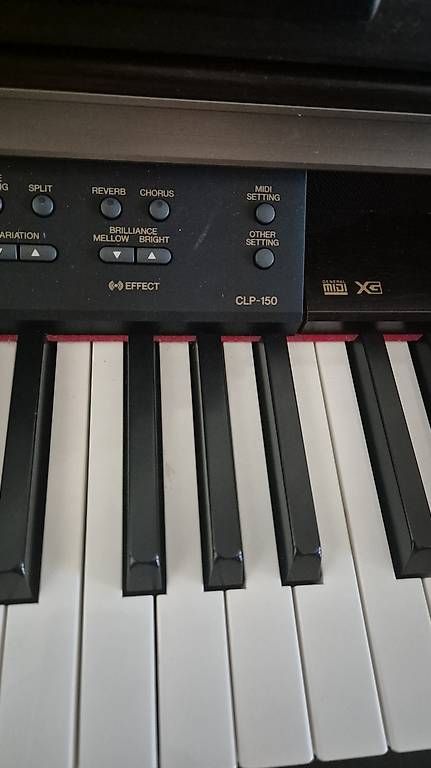 Musikinstrumente: Yamaha CLP 150 – Gebraucht aus Untersiggenthal von EkoWahyudi 2