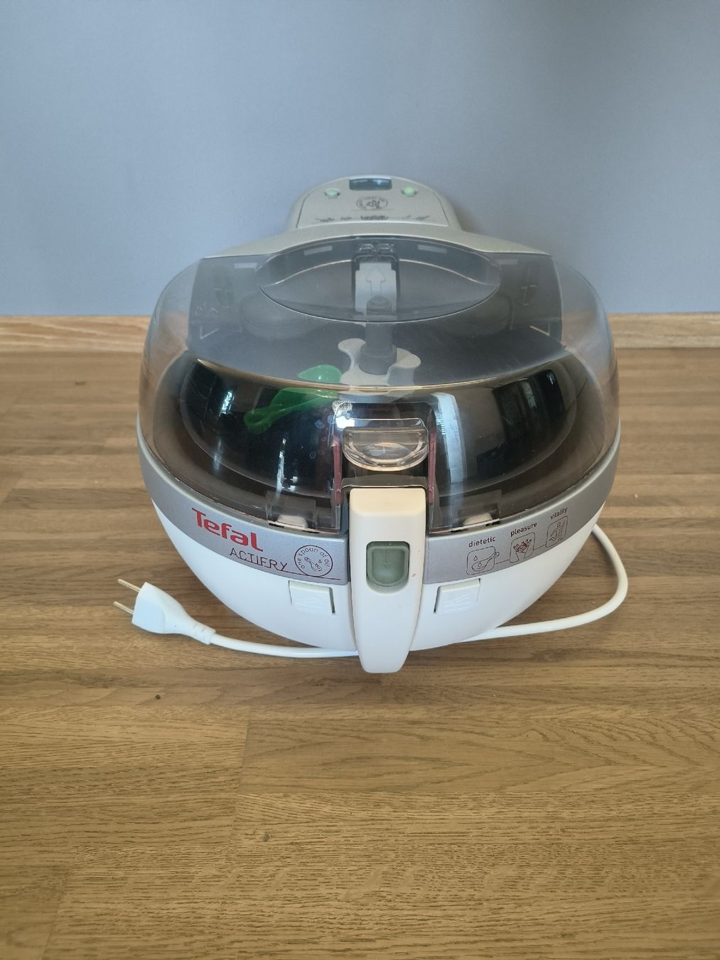 Tefal Elettrodomestici da cucina: Tefal actifry – Usato da Zug venduto da kat_q98k
