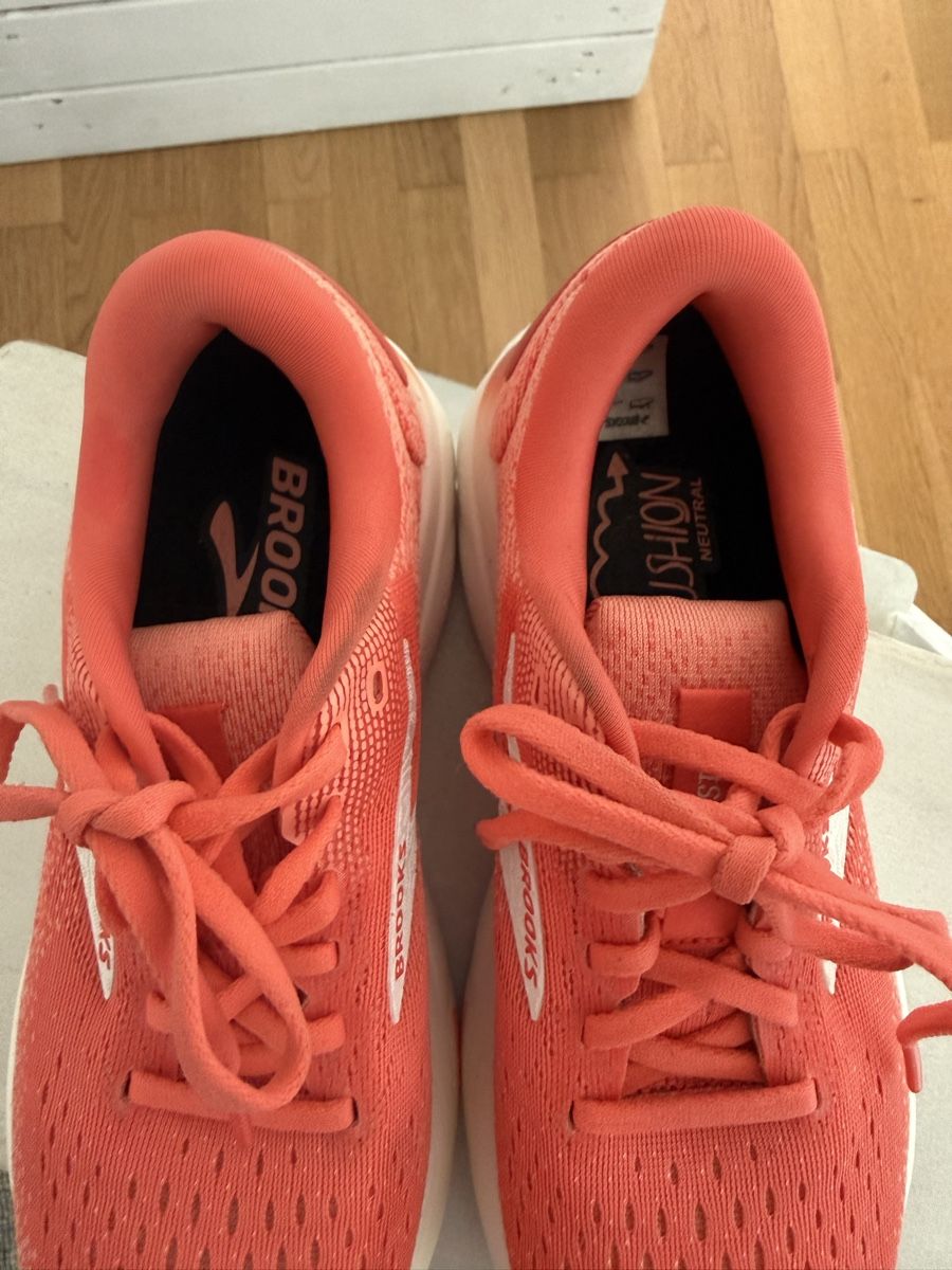 Brooks Scarpe da donna: Laufschuhe Brooks Ghost Damen – Usato da Uster venduto da Marciii 3