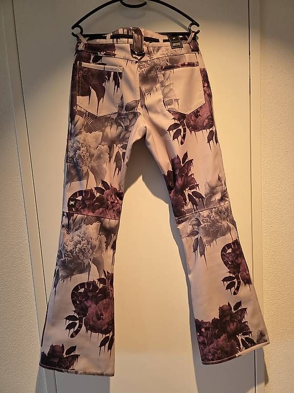 Hosen: L1 Snowboardhose M – Gebraucht aus Römerswil LU von Thecoconuts 3