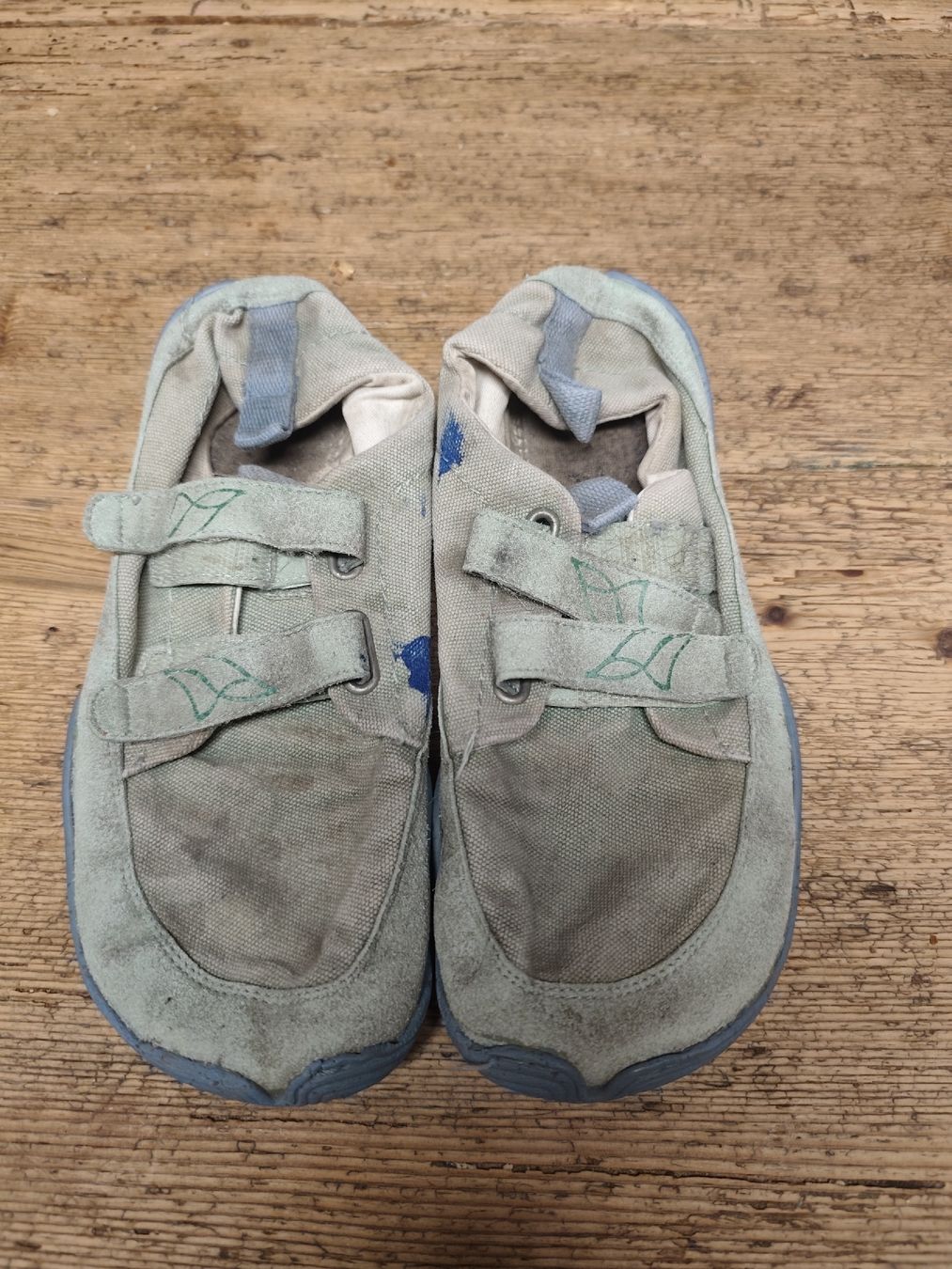 Wildling Scarpe per ragazzi: Wildling Barfussschuhe Grösse 34 – Usato da Langnau i. E. venduto da Acrjl