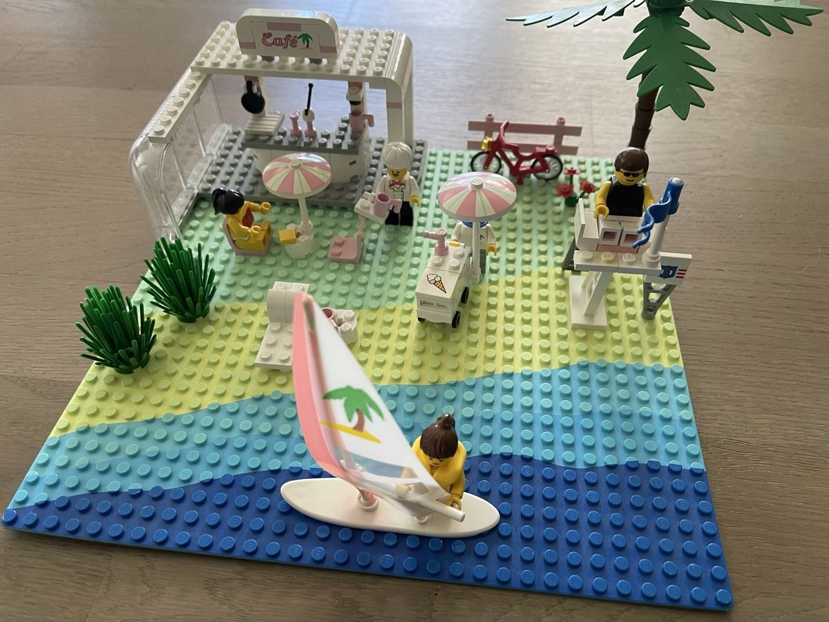 Lego Kit di costruzioni: LEGO 6411 Sand Dollar Cafe – Usato da Einsiedeln venduto da Daru20 3