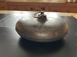 Wärmflasche Metall oval antike Sammlerstück gebraucht
