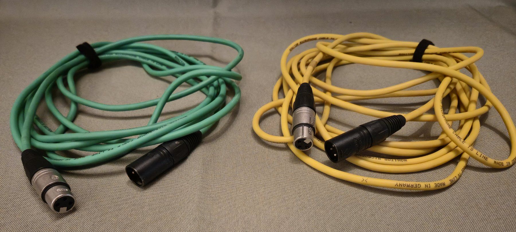 Akg Microfoni: 2 AKG Mikrofone C 1000 S – Usato da Jona venduto da brackets 2