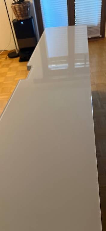 Mobili TV: Ikea Besta TV Glasplatte weiss – Usato da Knutwil venduto da SamScythes87