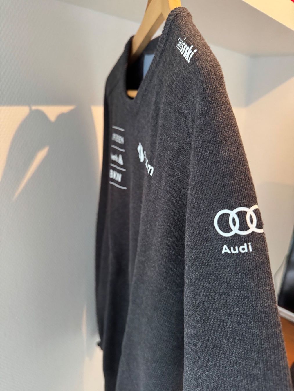 Globus Maglioni & Felpe: Swiss Ski Pullover – Nuovo (secondo la descrizione) da Zürich venduto da maj_x5cp 2