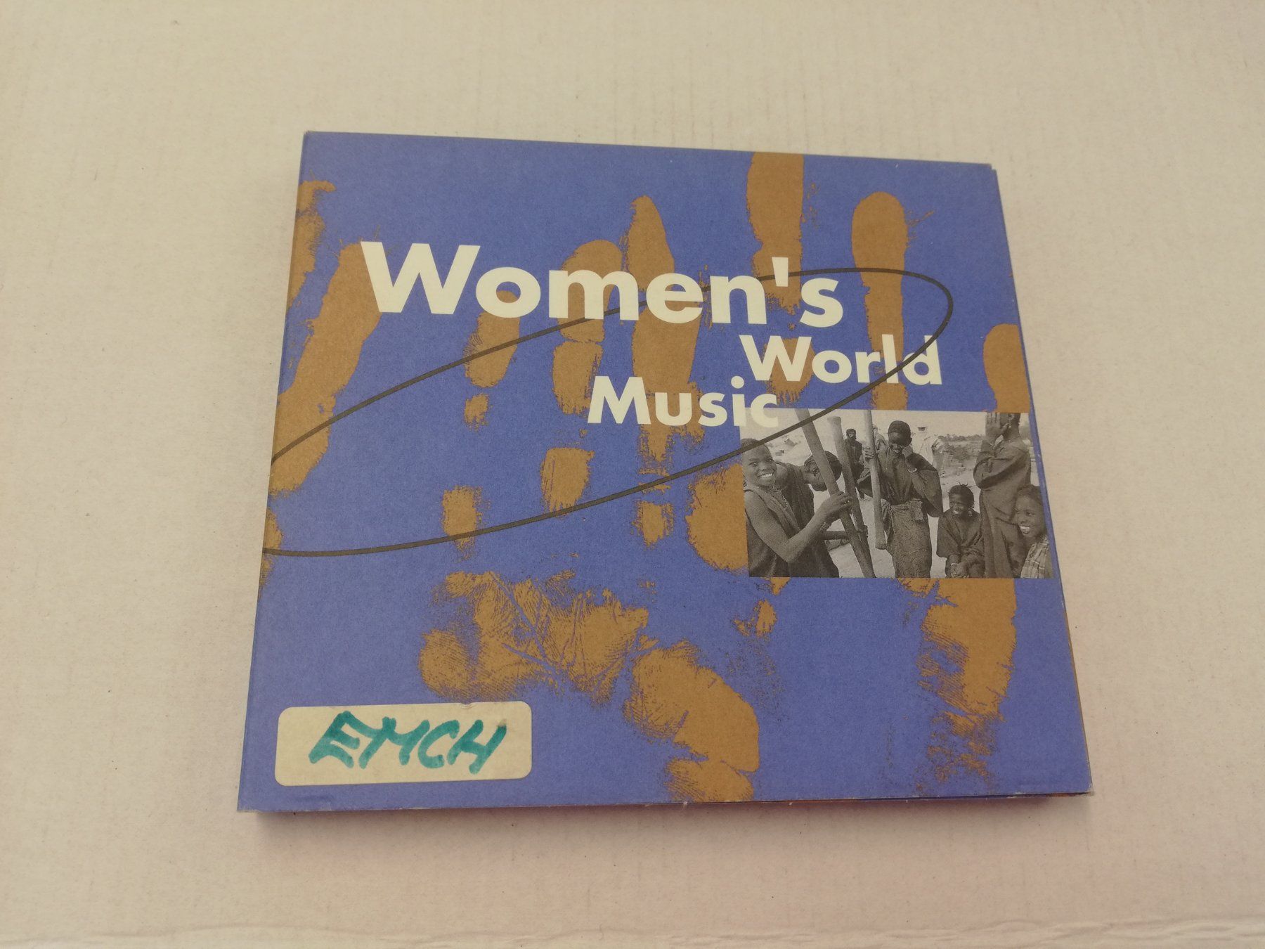 CD: WOMEN'S WORLD MUSIC – Usato da Bern venduto da Vinylsound.ch