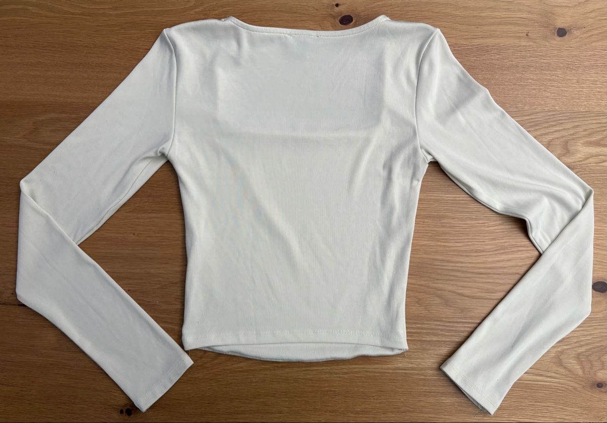 Tops: Pull à manches longues Amisu – D'occasion à Martigny par jcj_j2fb 1