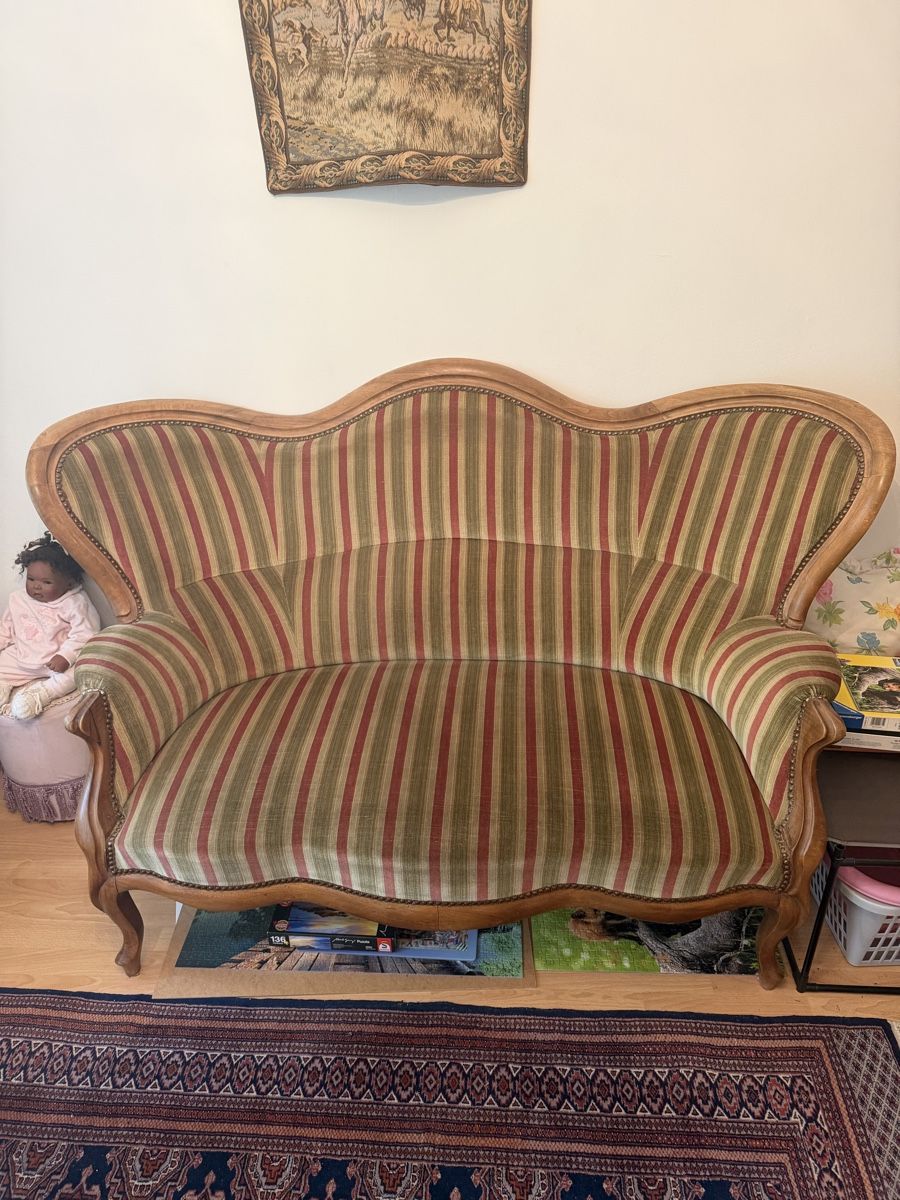 Sofas: Antikes Louis Philippe Sofa – Gebraucht aus Chur von Imfi