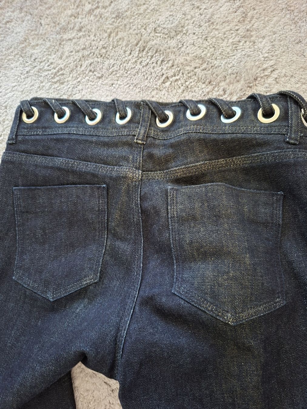 Victoria Beckham Jeans: Victoria Beckham Jean taille 27  à œillets – Usato da Renens VD venduto da ser_j2fn 3