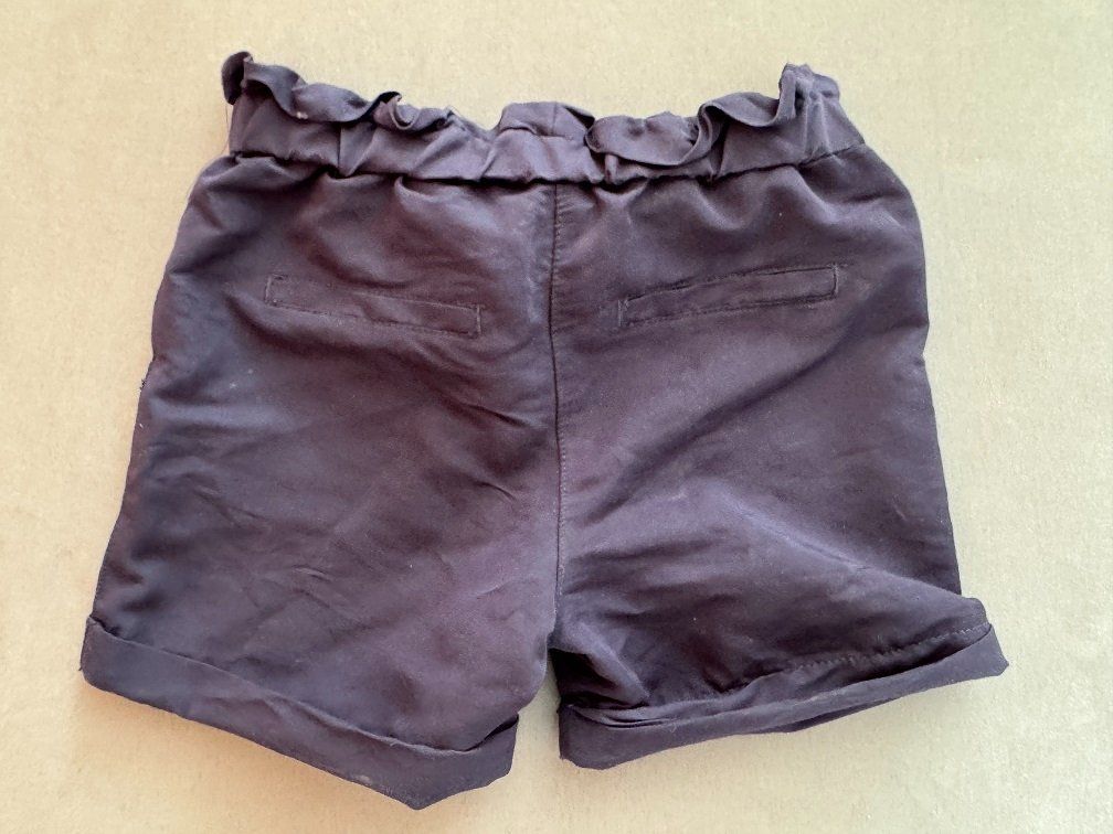 Pantaloni: Elegante dunkelblaue Shorts, Gr. 110 – Usato da Horgen venduto da Feli39 1