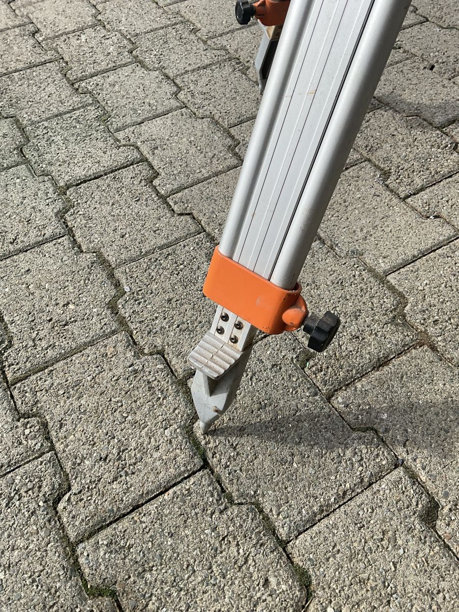 Misurare: Stativ für Laser oder Nivelliergerät – Usato da Eschenbach LU venduto da Resu685 1