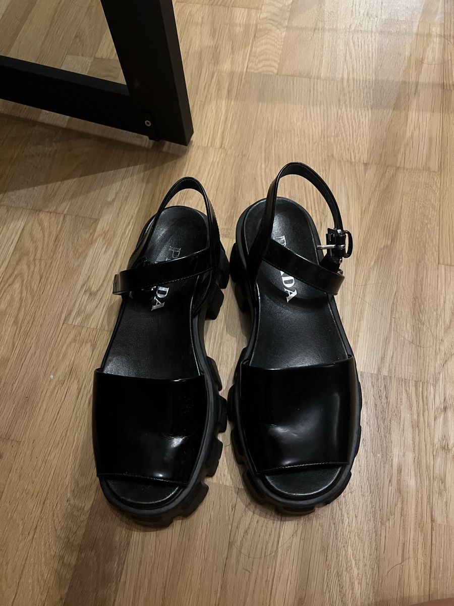 Prada Chaussures femmes: Prada Sandals – D'occasion à Thalwil par car_zk6b 1