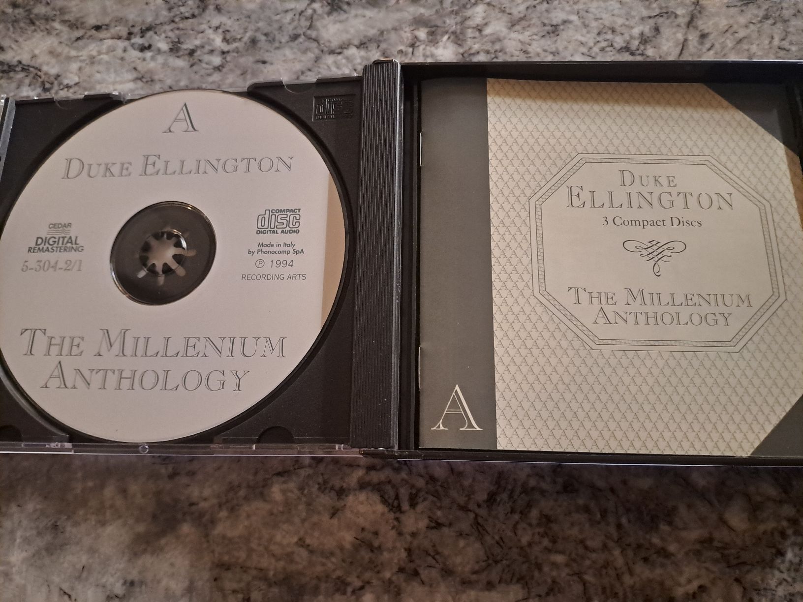 CD: 3 CD Set DUKE ELLINGTON "The Millenium Anthology" Recording – Usato da Uetendorf venduto da Essiggurken 1