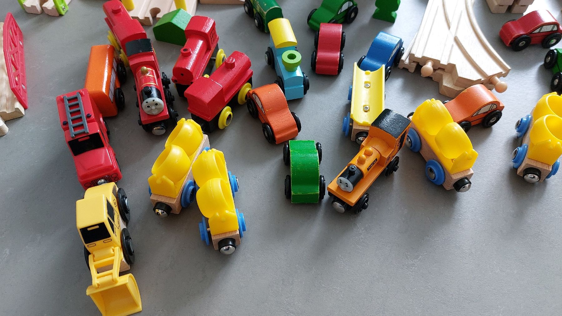 Jouets: Holzeisenbahn – D'occasion à Davos Platz par anton85 2