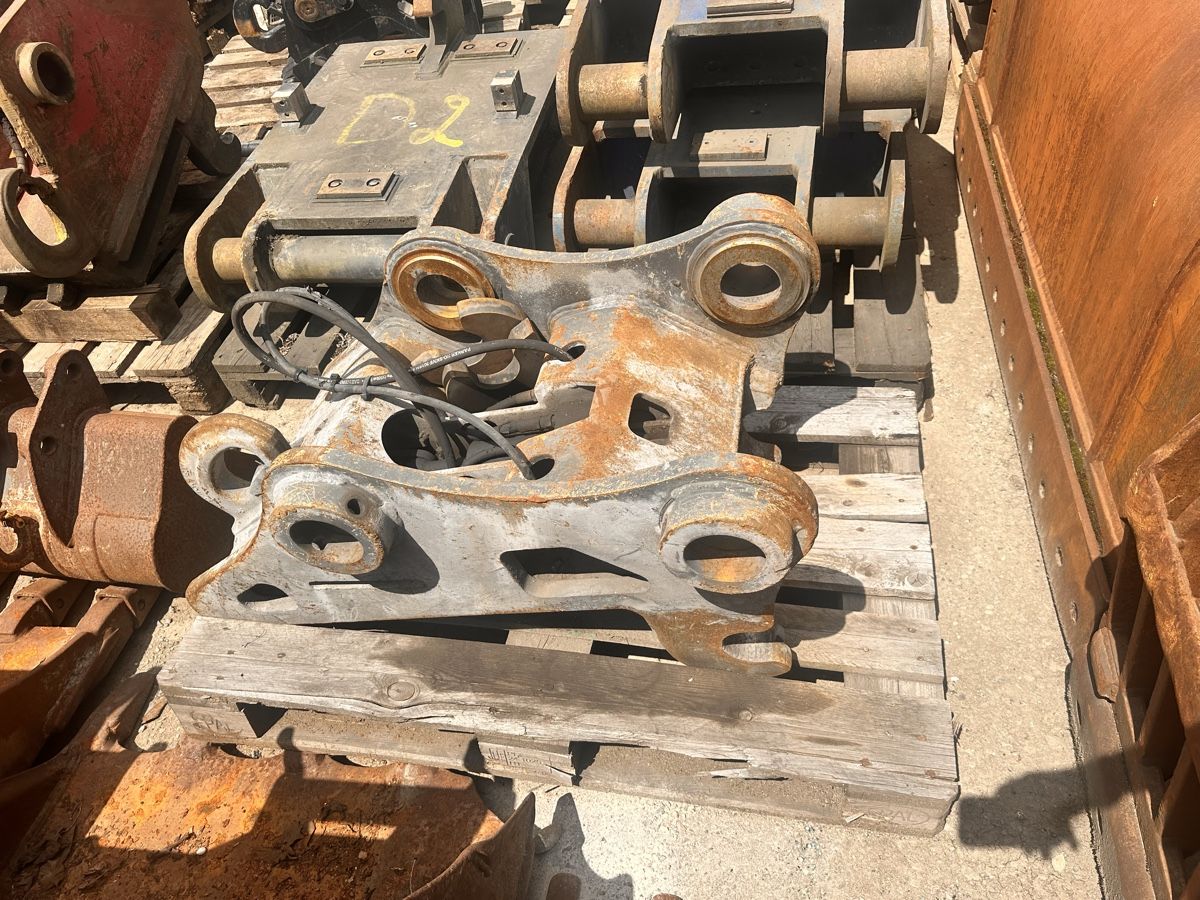 Bagger: Bagger schnellwechsler ,  – Gebraucht aus lyssach von brax2019 5