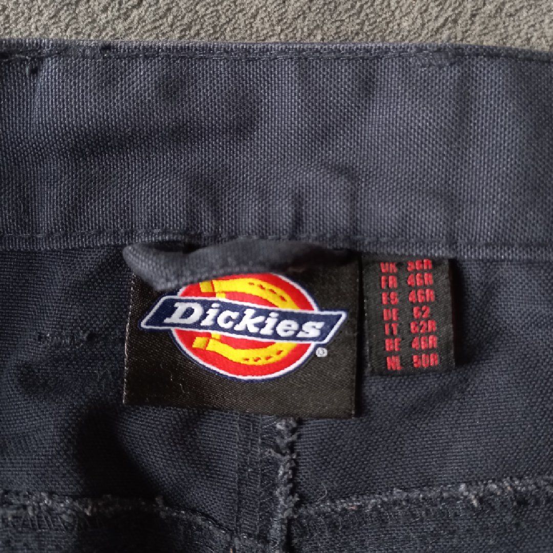 Dickies Pantaloni: Dickies Cargo Darkblue (36) – Usato da Chamoson venduto da Sapoloshop 2