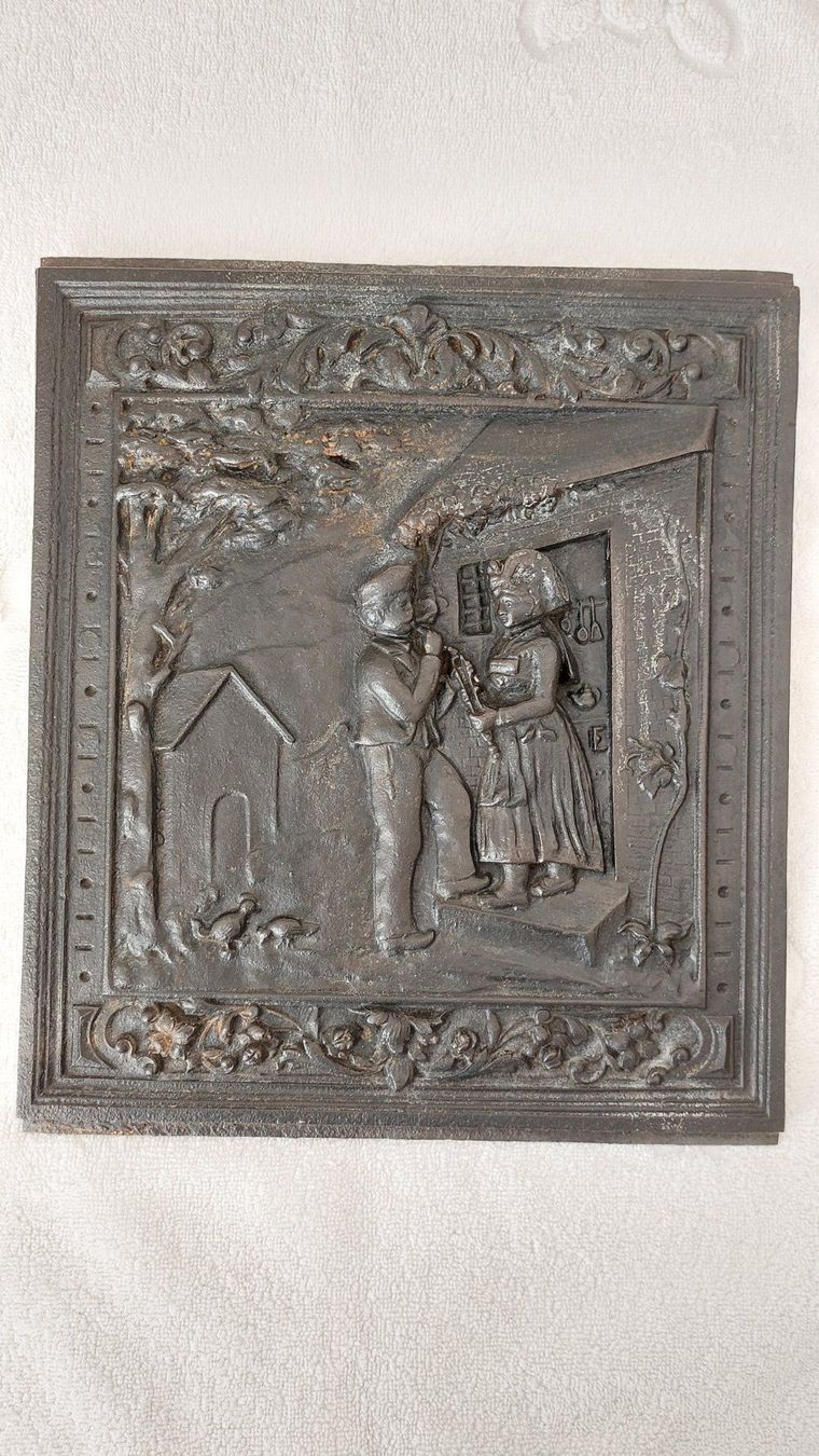 Piatti di portata: Antikes Gusseisen Relief / Platte / – Usato da Zürich venduto da ChiaraCindyLou