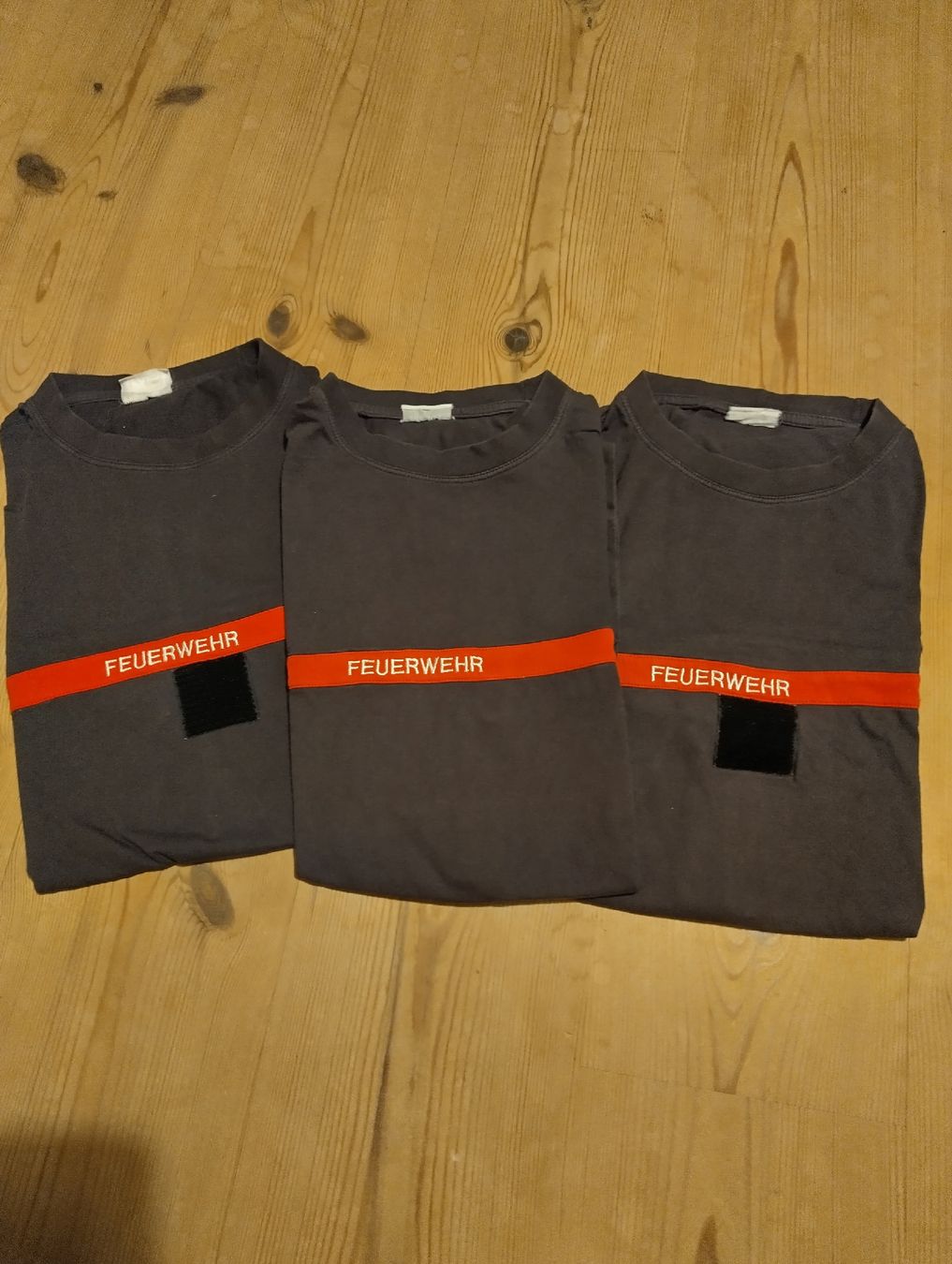T-shirt: 3 Tshirt Feuerwehr/ Grösse M – Usato da Pfaffnau venduto da Pf_home1
