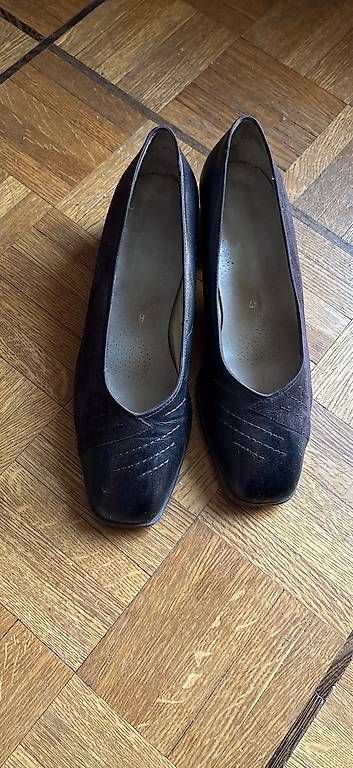 Scarpe da donna: Escarpins marrons 37,5 – Usato da Veyrier venduto da Nath9279