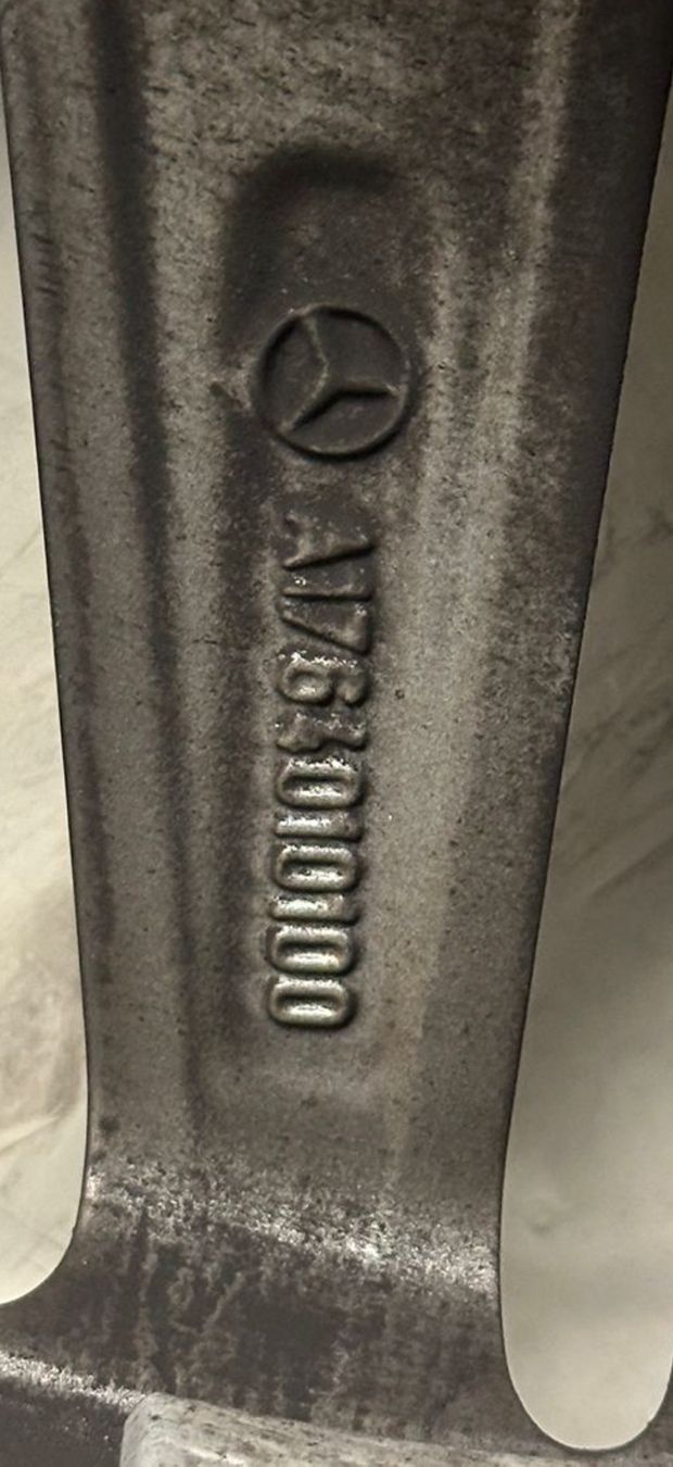 Mercedes-Benz Pneumatici & Ruote complete: Mercedes AMG Räder – Usato da Kloten venduto da ASL888 5